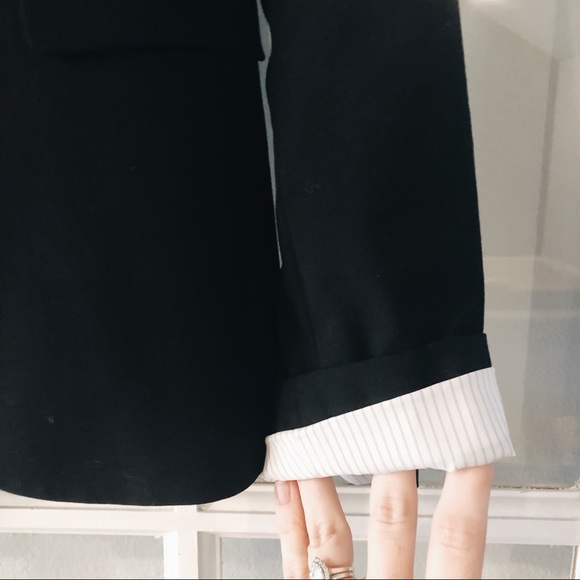 Banana Republic Tailored Black Blazer - NWOT - Picture 2 of 6